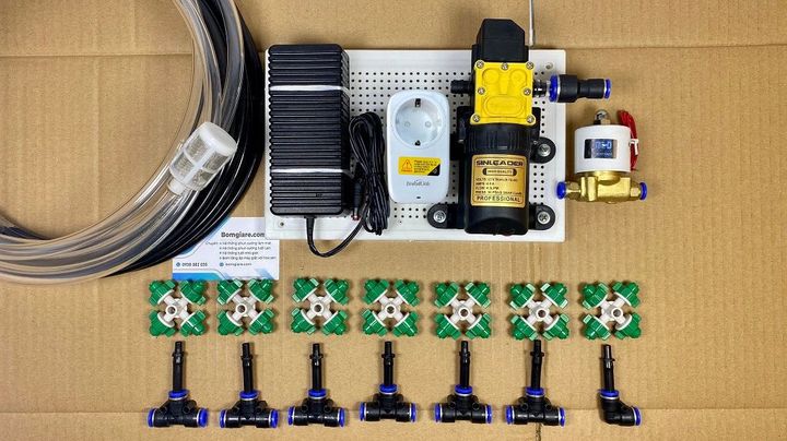 7 béc phun 4 hướng tự động điều khiển từ xa